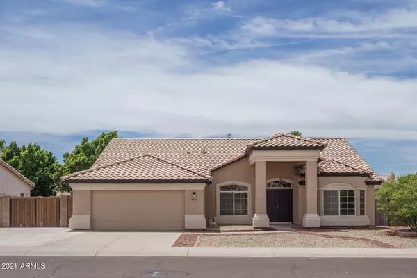 8413 W FULLAM Street, Peoria, AZ 85382