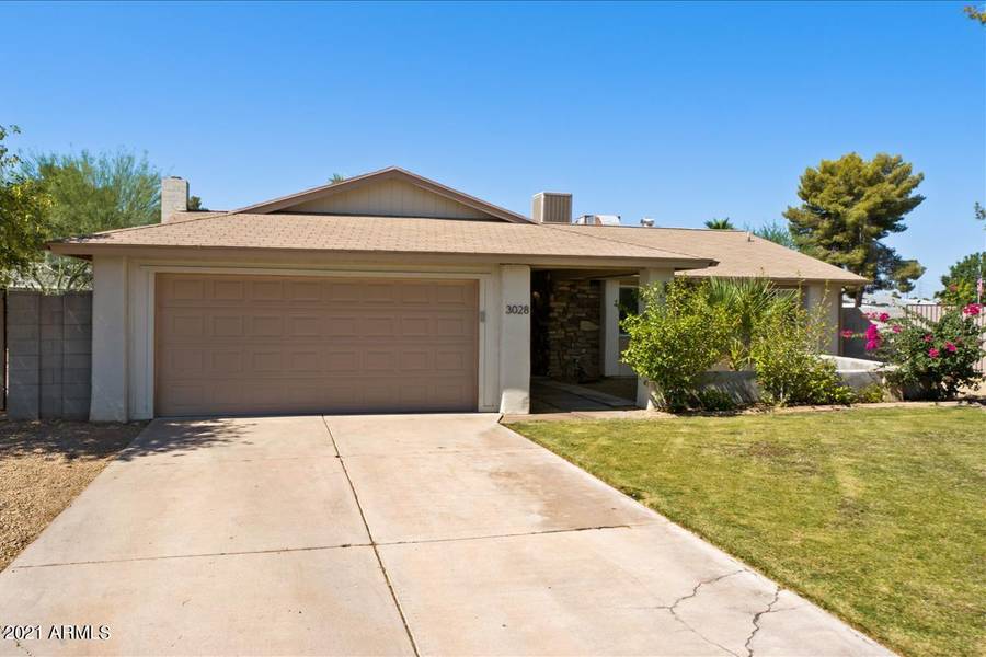 3028 S SANTA BARBARA Circle, Mesa, AZ 85202