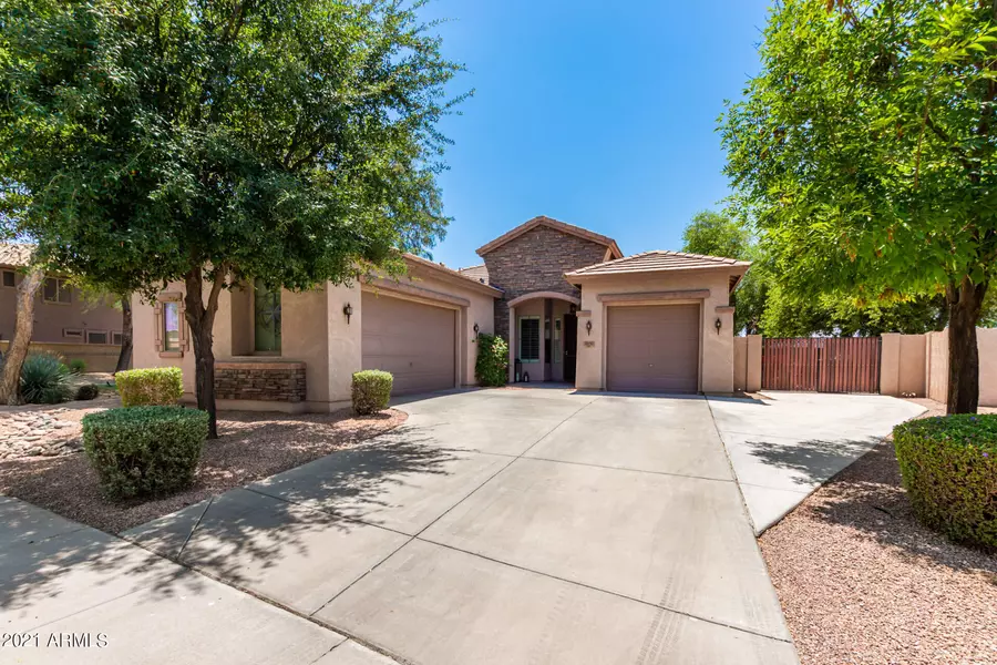 2690 S DRAGOON Drive, Chandler, AZ 85286