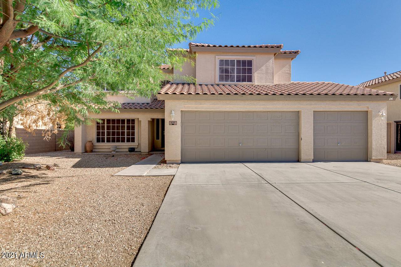 537 E STIRRUP Lane, San Tan Valley, AZ 85143