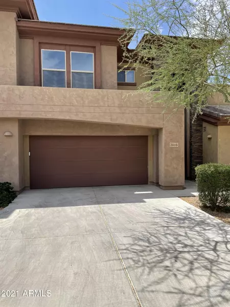 33575 N DOVE LAKES Drive #2016, Cave Creek, AZ 85331