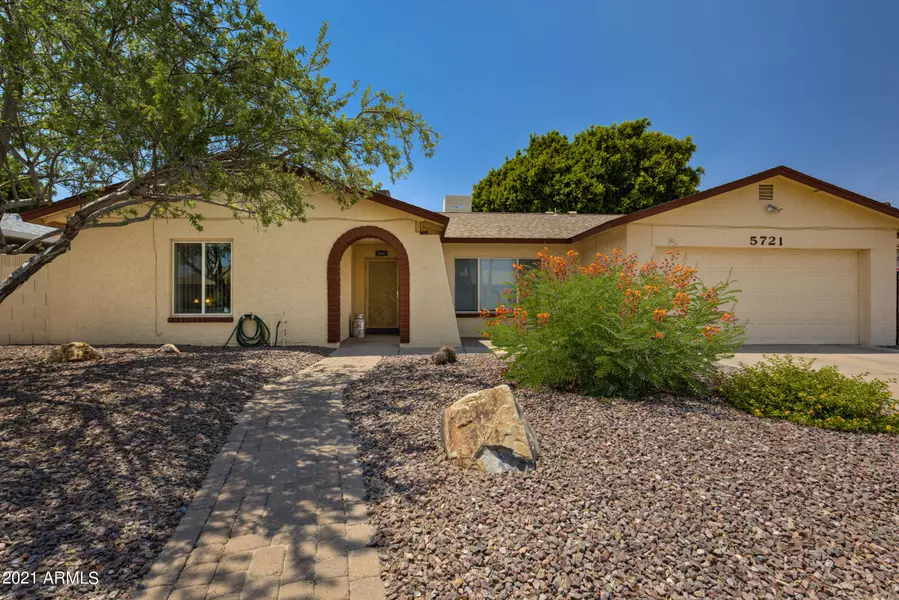 5721 W HEARN Road, Glendale, AZ 85306