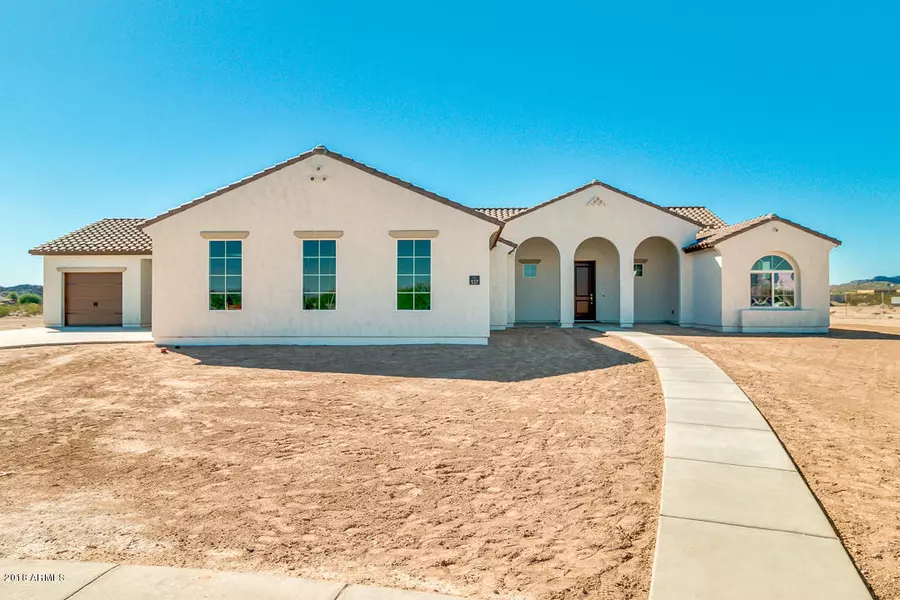 257 W WELD Street, San Tan Valley, AZ 85143