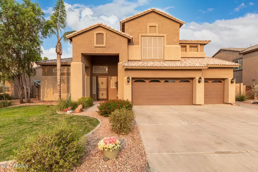 3323 S PONDEROSA Drive, Gilbert, AZ 85297