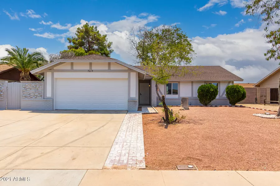 7019 W COMET Avenue, Peoria, AZ 85345