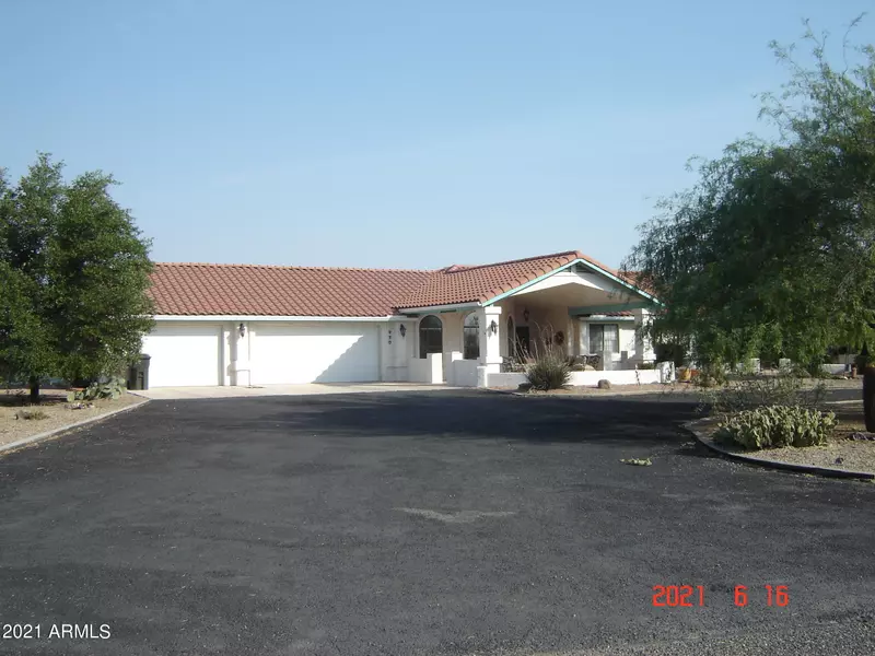 420 N LAZY FOX Road, Wickenburg, AZ 85390