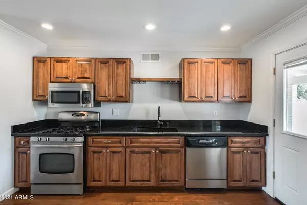 Phoenix, AZ 85053,3042 W ACAPULCO Lane