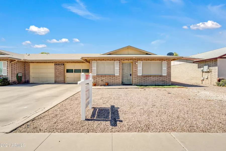 9627 W IRONWOOD Drive #B, Peoria, AZ 85345