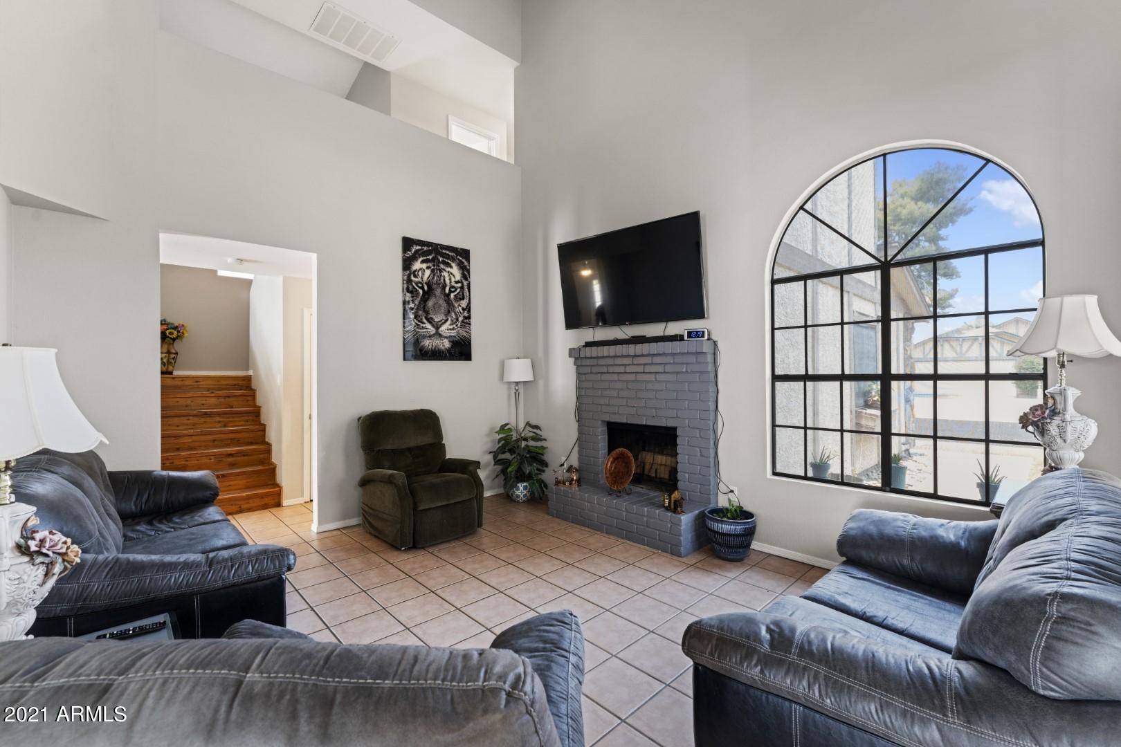 Glendale, AZ 85304,6409 W MERCER Lane