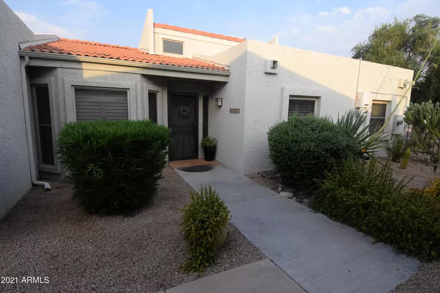 3037 E Cannon Drive, Phoenix, AZ 85028