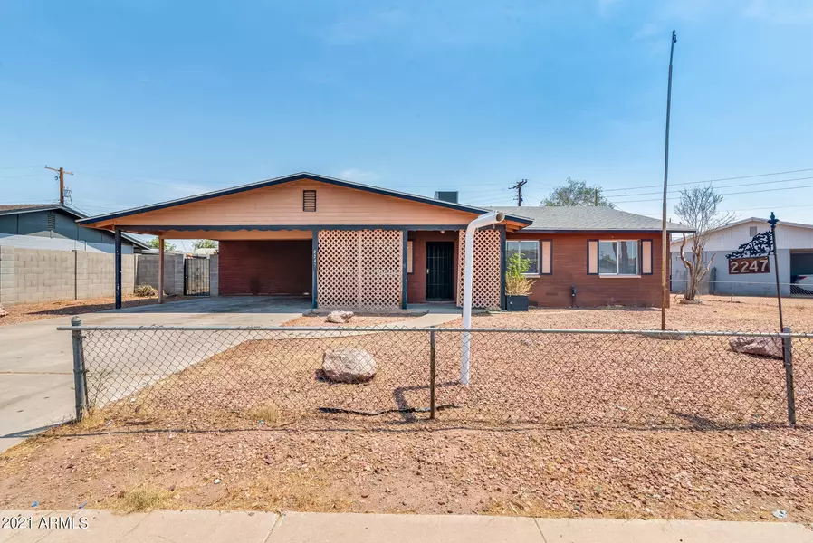 2247 E CHIPMAN Road, Phoenix, AZ 85040