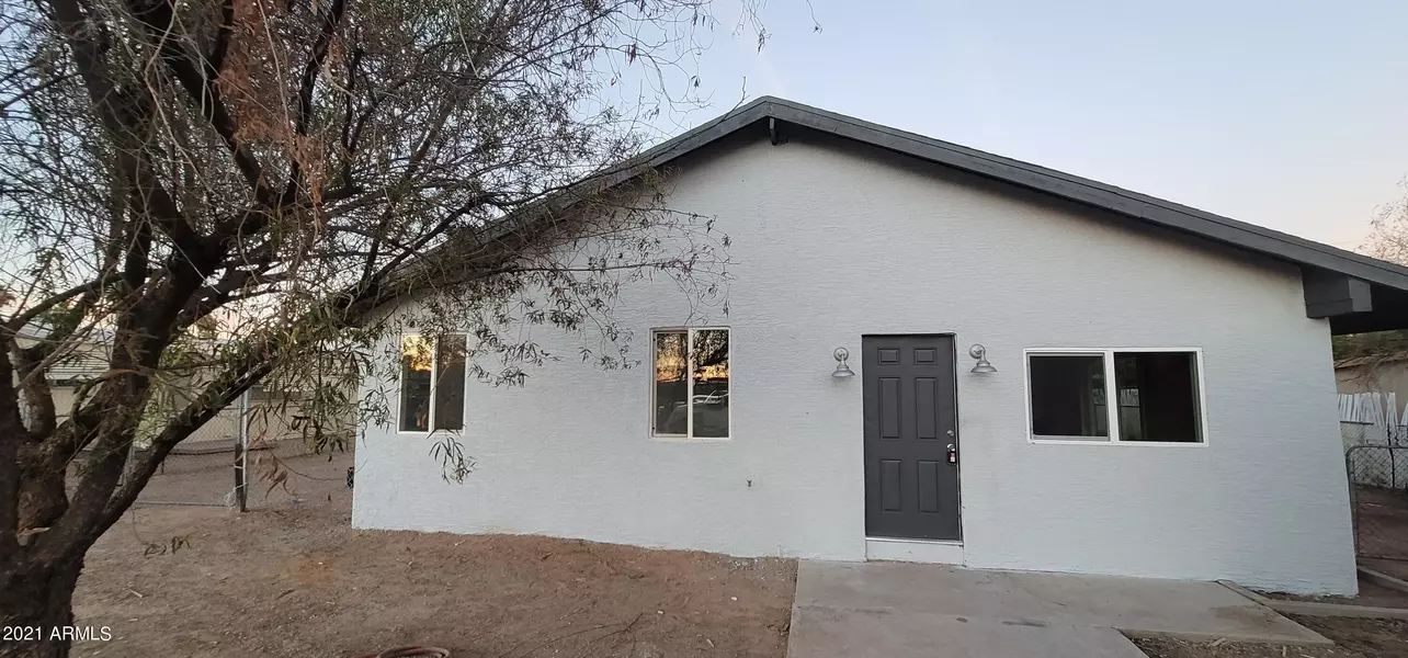 219 S 85th Street, Mesa, AZ 85208