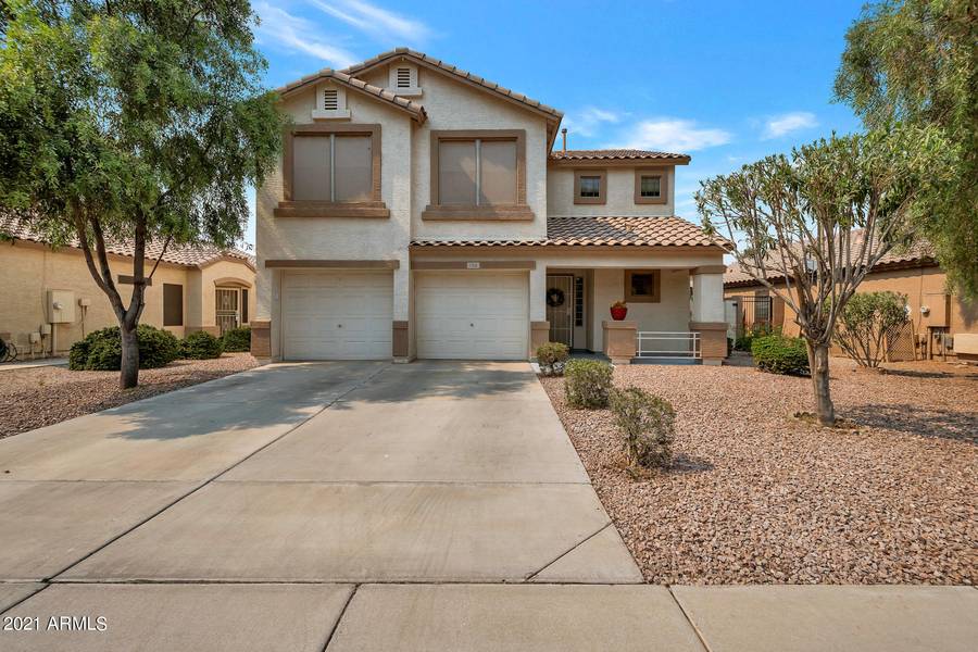 1756 E LOMA VISTA Street, Gilbert, AZ 85295