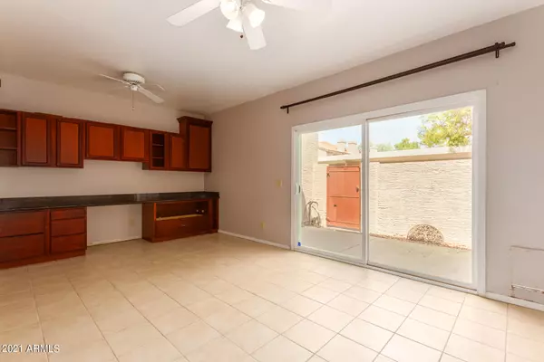 Chandler, AZ 85226,500 N ROOSEVELT Avenue #71