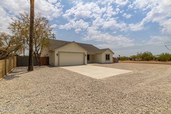 Apache Junction, AZ 85120,10337 E BOULDER Drive