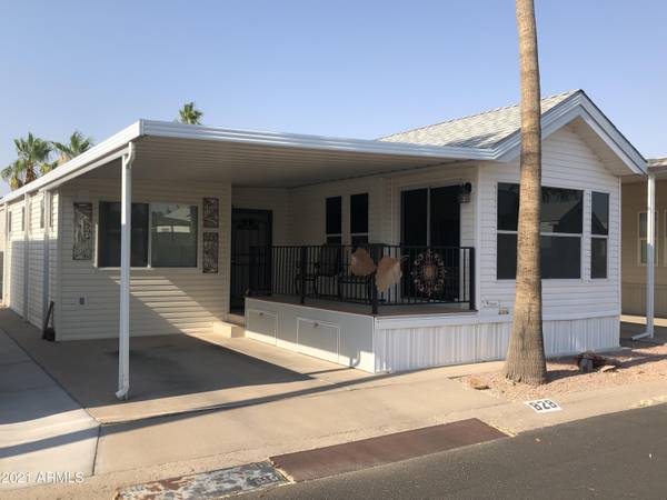 Apache Junction, AZ 85119,828 S BERYL Drive #828