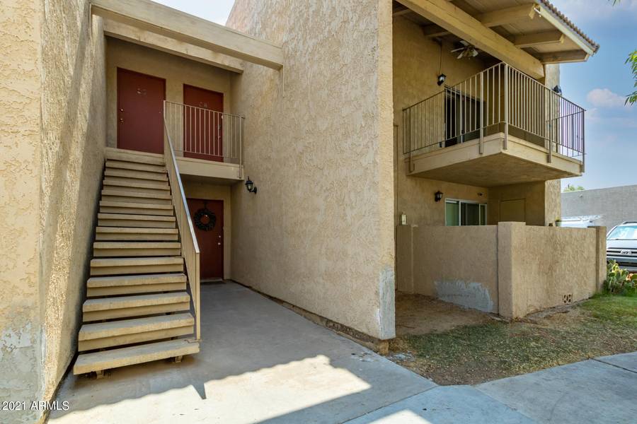 5525 E THOMAS Road #C8, Phoenix, AZ 85018