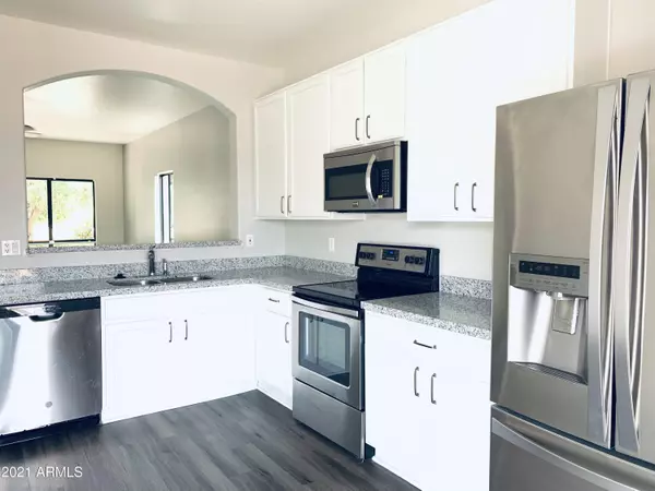 Phoenix, AZ 85041,708 W LYDIA Lane