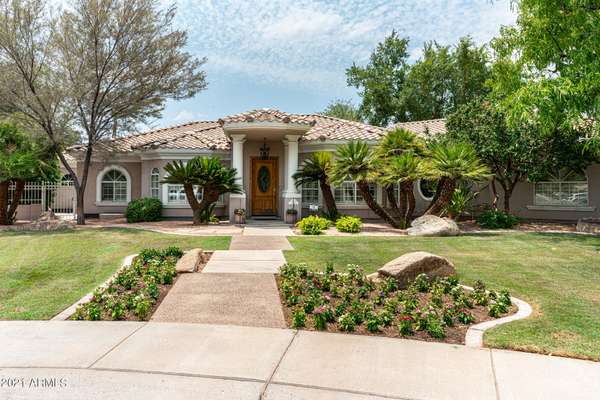4611 E GARNET Circle, Mesa, AZ 85206