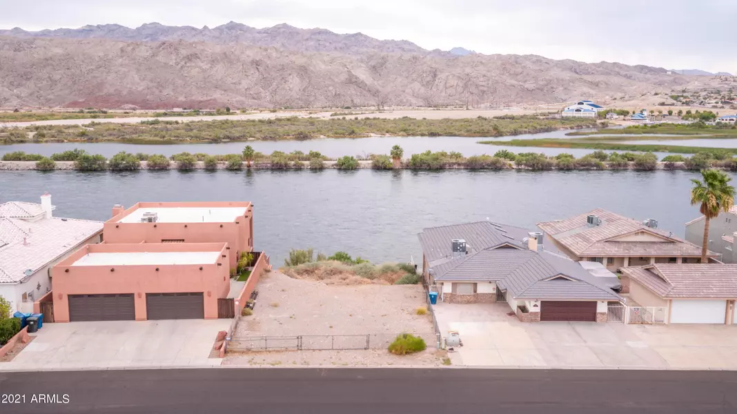 493 RIVERFRONT Drive #4, Bullhead City, AZ 86442