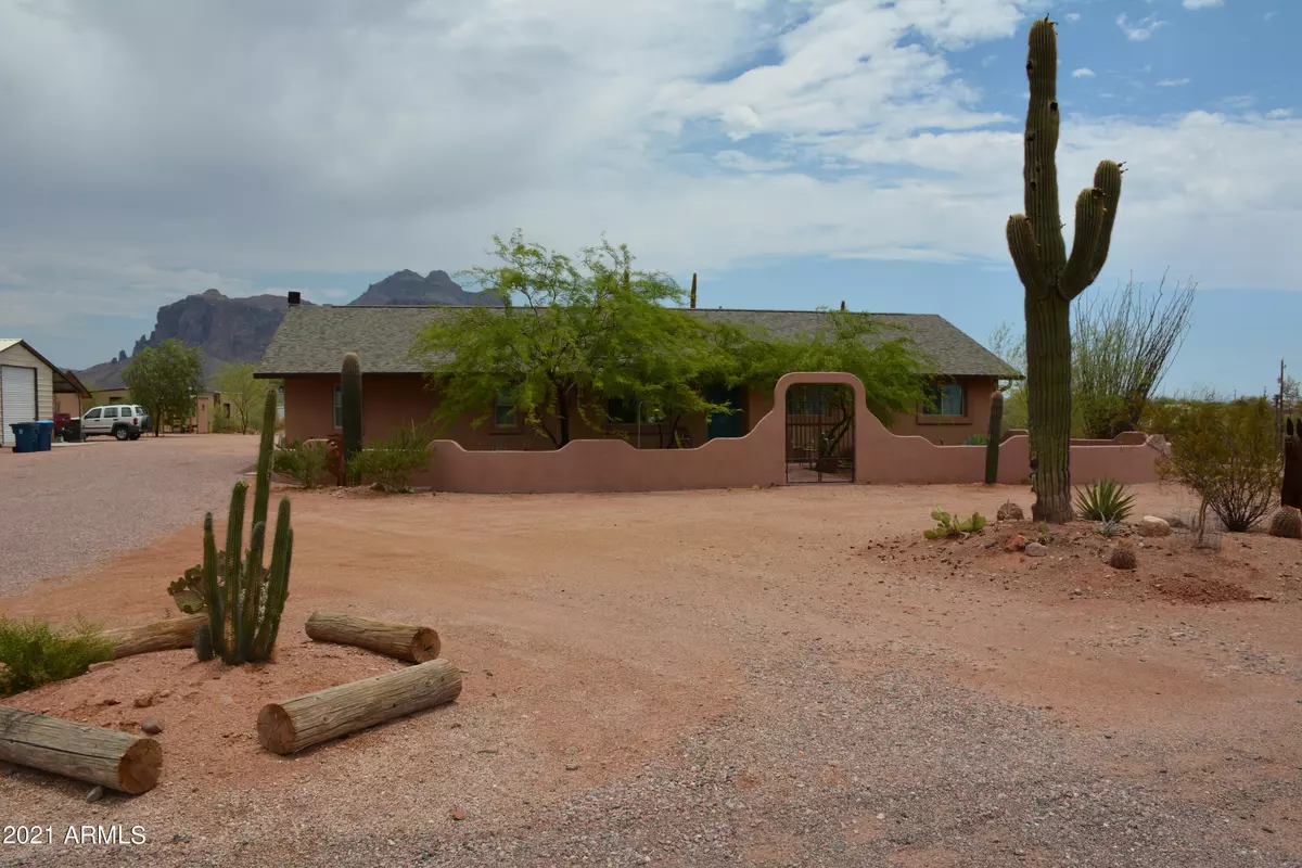 Apache Junction, AZ 85119,2055 N CORTEZ Road