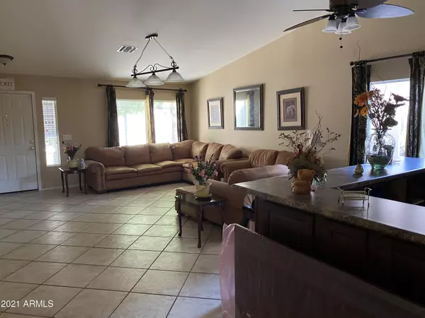 Mesa, AZ 85208,708 S SABRINA --