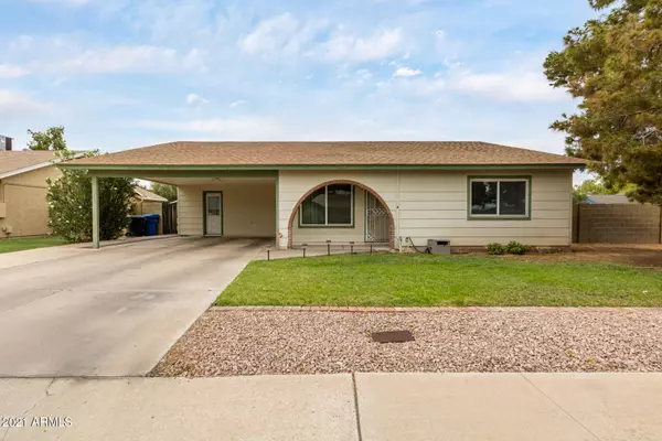 3056 E Garnet Avenue, Mesa, AZ 85204