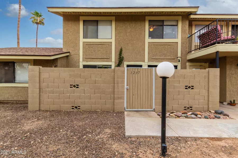 1237 N 84TH Place, Scottsdale, AZ 85257