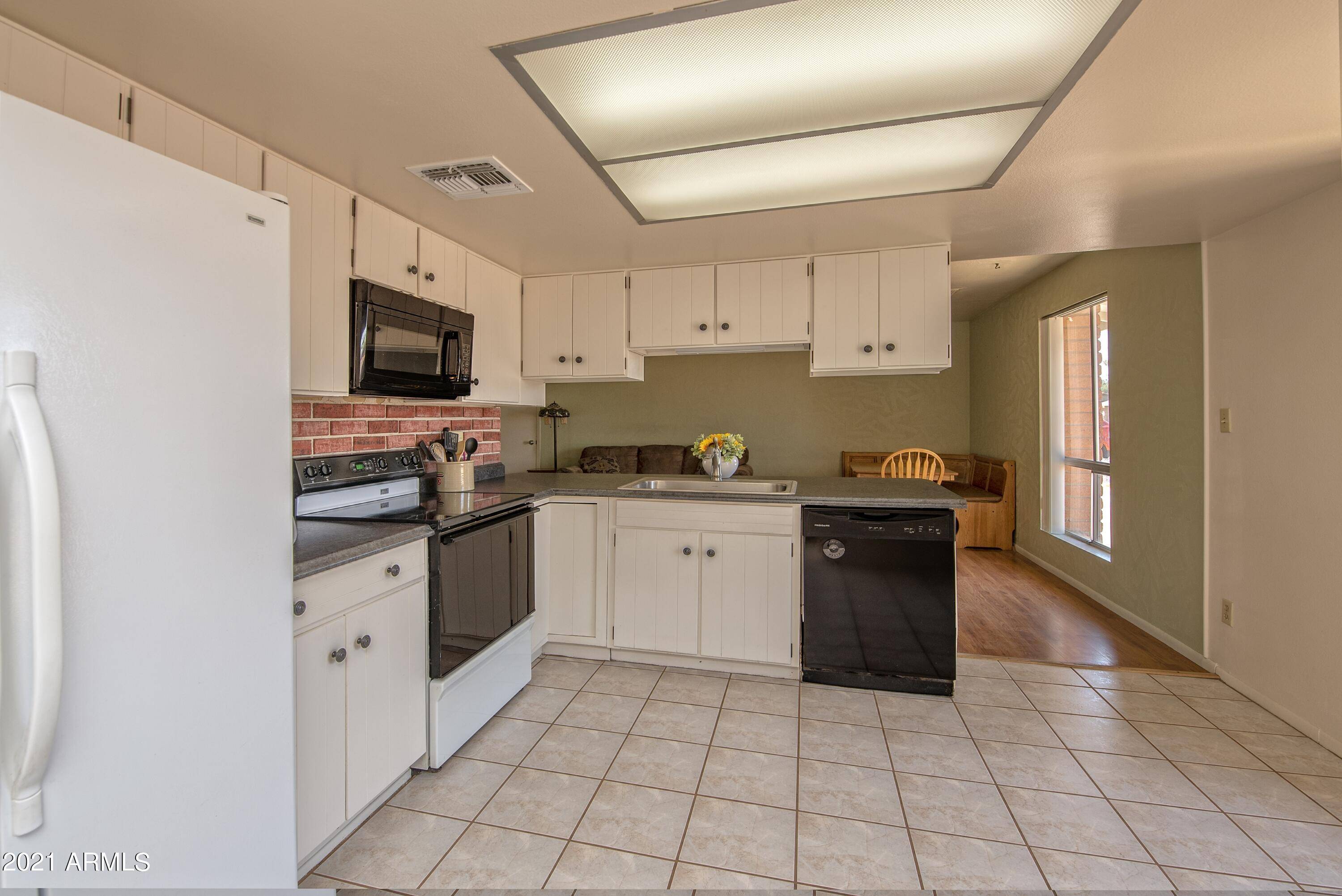 Phoenix, AZ 85023,1808 W LIBBY Street