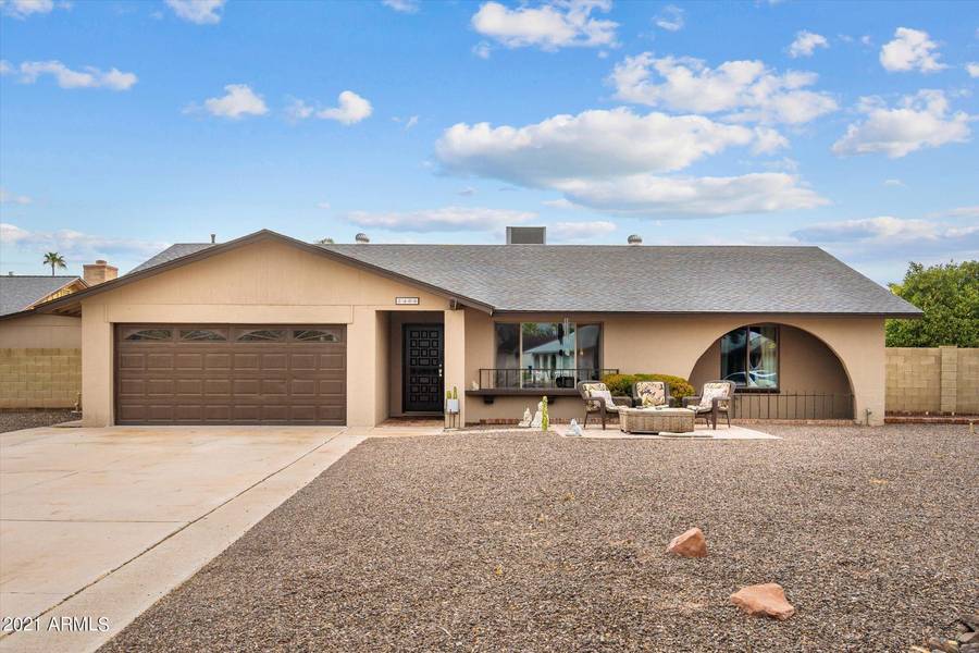 2406 E LA JOLLA Drive E, Tempe, AZ 85282