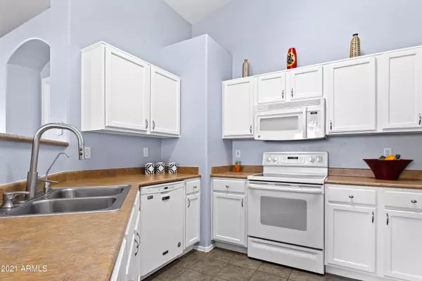 Phoenix, AZ 85041,909 W GROVE Street