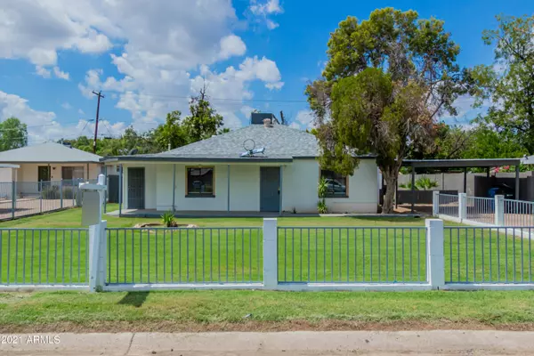 2628 N 30TH Place, Phoenix, AZ 85008