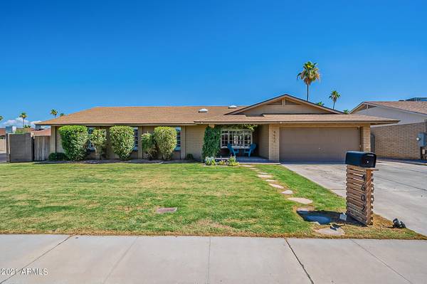 4602 E WILLOW Avenue, Phoenix, AZ 85032