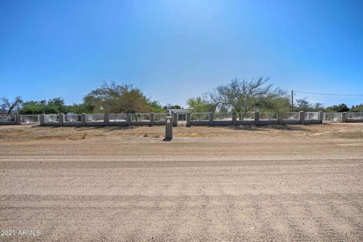 San Tan Valley, AZ 85140,41887 N ROADRUNNER Road