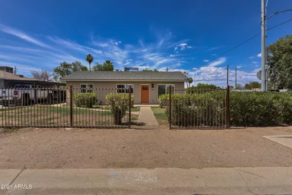 3046 E GARFIELD Street, Phoenix, AZ 85008