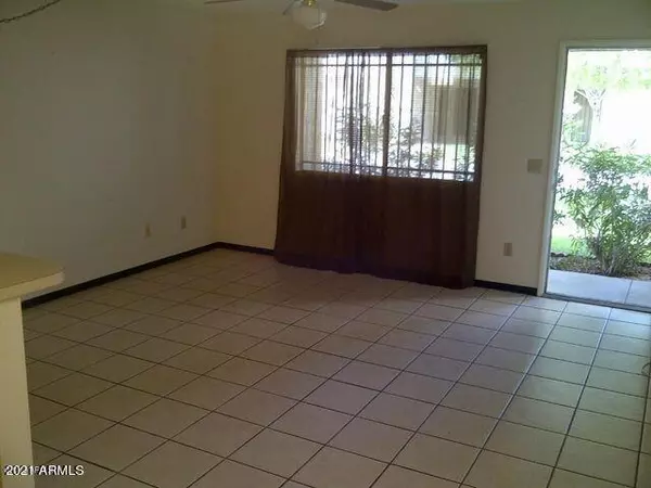 Phoenix, AZ 85020,8838 N 8TH Street #103