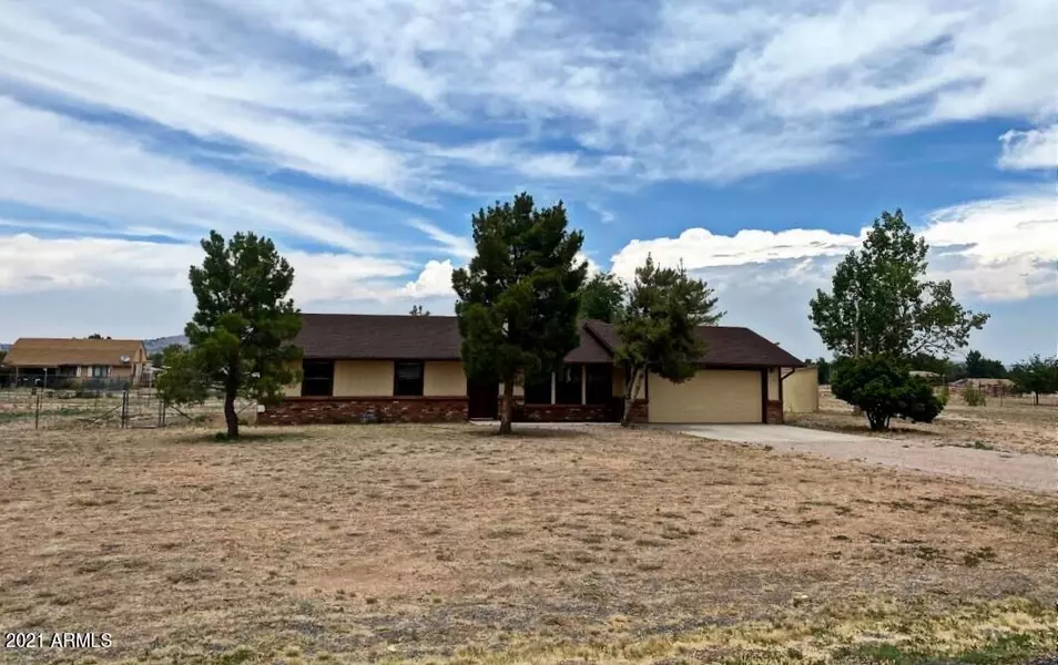 1940 W BUMBLEBEE Drive, Chino Valley, AZ 86323