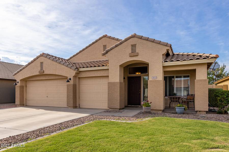 3840 E HEATHER Court, Gilbert, AZ 85234