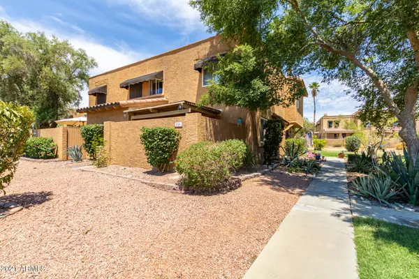 854 E COCHISE Drive #A, Phoenix, AZ 85020