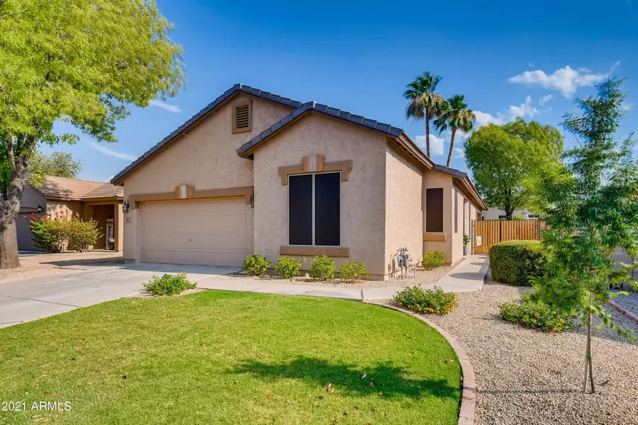 2612 E BINNER Drive, Chandler, AZ 85225