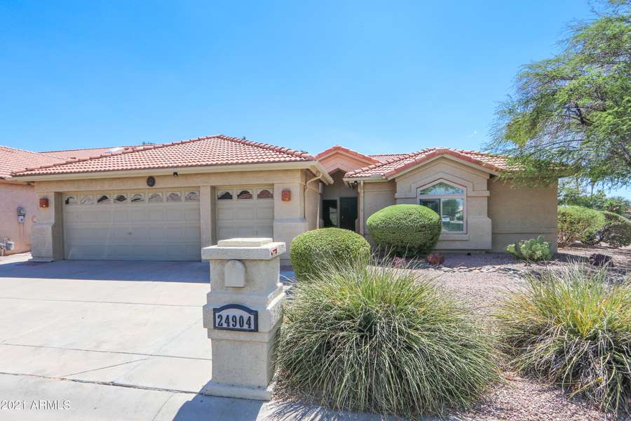 24904 S LAKESTAR Drive, Sun Lakes, AZ 85248