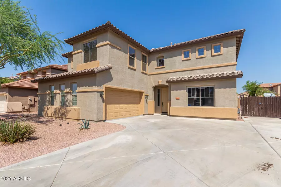 6512 W CONSTANCE Way, Laveen, AZ 85339