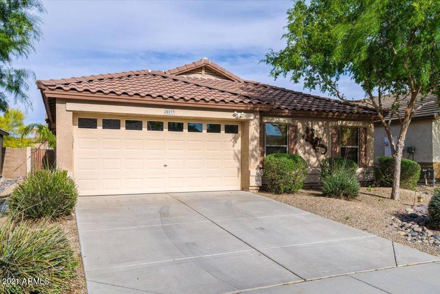 28377 N QUARTZ Street, San Tan Valley, AZ 85143