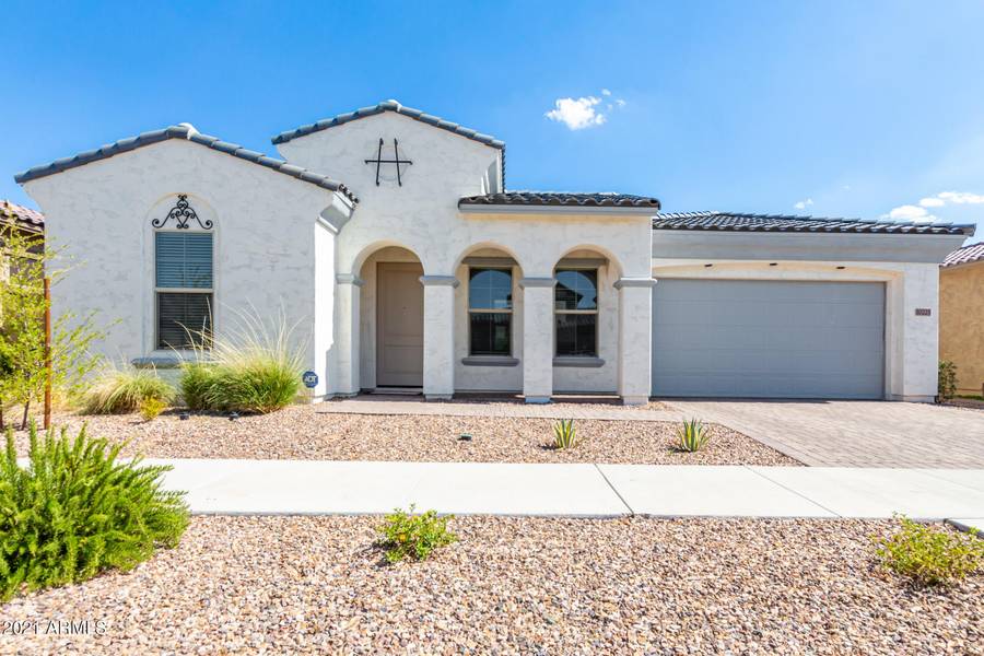 10225 E THATCHER Avenue, Mesa, AZ 85212