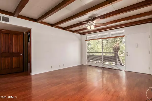 Phoenix, AZ 85014,1101 E BETHANY HOME Road #24