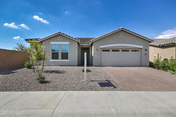 1714 W Gordon Street, Queen Creek, AZ 85144