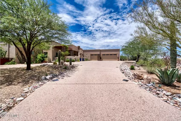 9445 S OLD SOLDIER Trail, Vail, AZ 85641