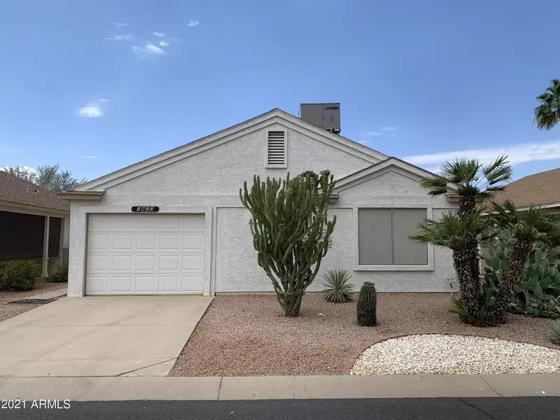 1823 E RIVIERA Drive, Chandler, AZ 85249