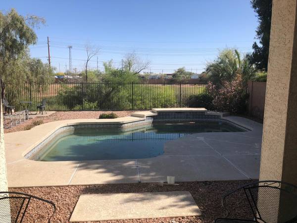 Gilbert, AZ 85233,1917 W REDFIELD Road