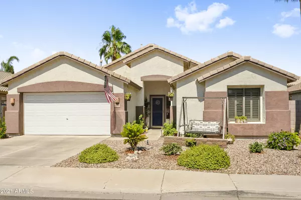 6340 S Wilson Drive, Chandler, AZ 85249